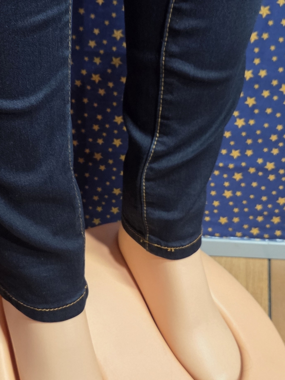 **VIP Women Skinny Jeans** - Picture 5 of 9
